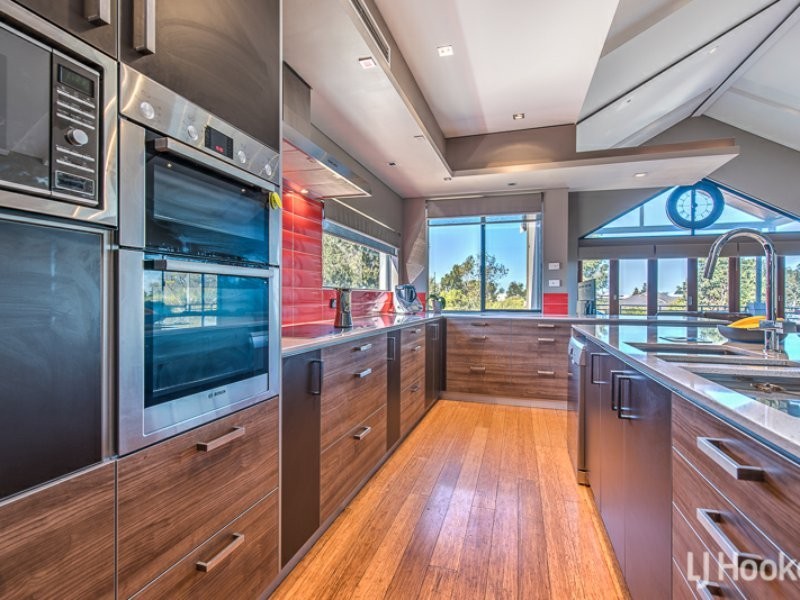 160 Wright Road, Harrisdale WA 6112