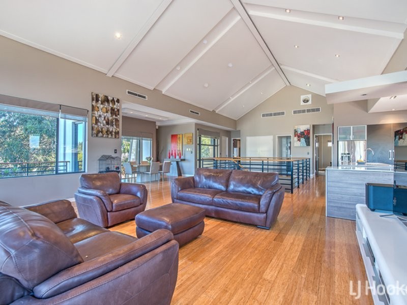 160 Wright Road, Harrisdale WA 6112