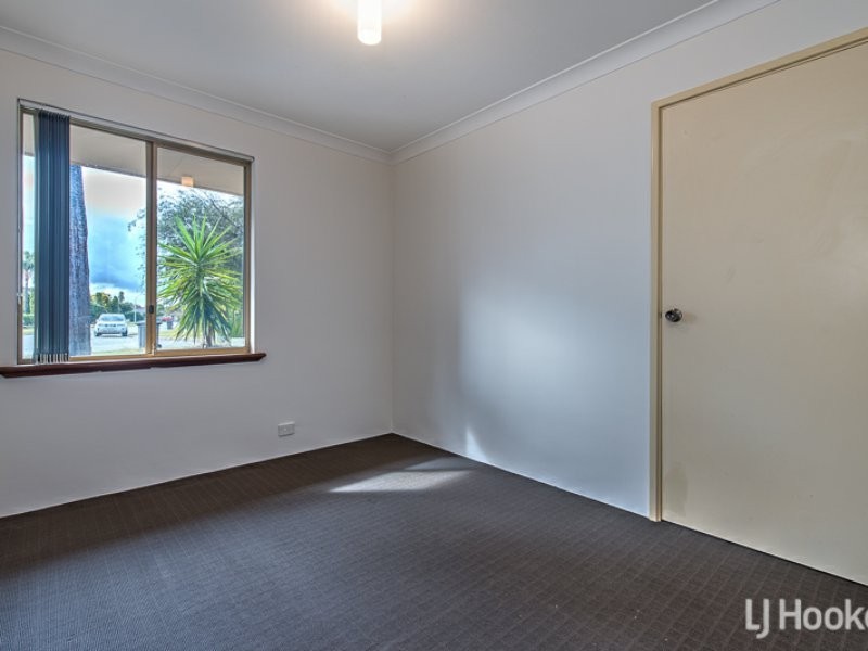 16A Camelot Court, Thornlie WA 6108