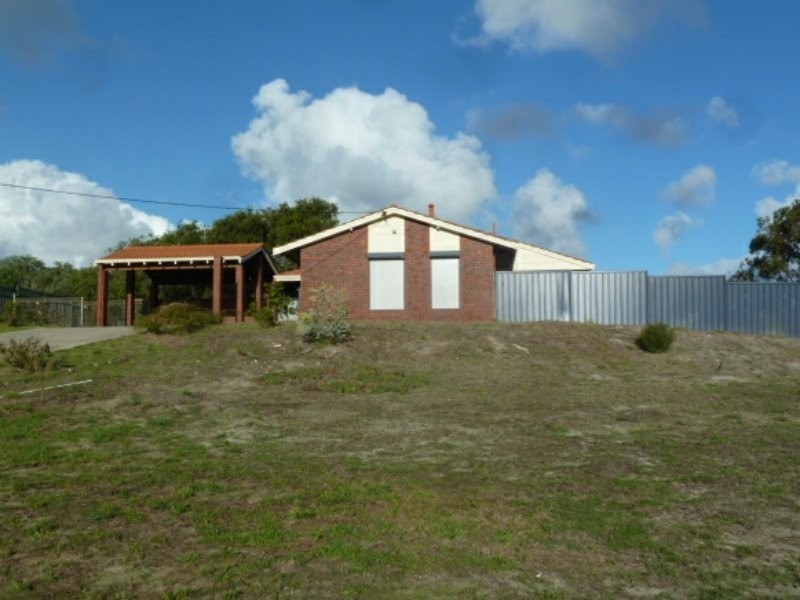 33 Battersea Road, Canning Vale WA 6155