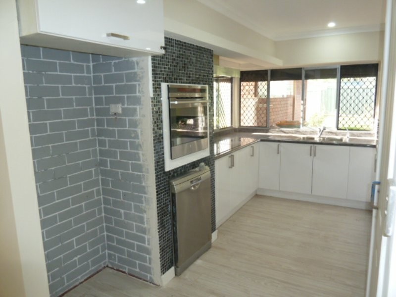 33 Battersea Road, Canning Vale WA 6155