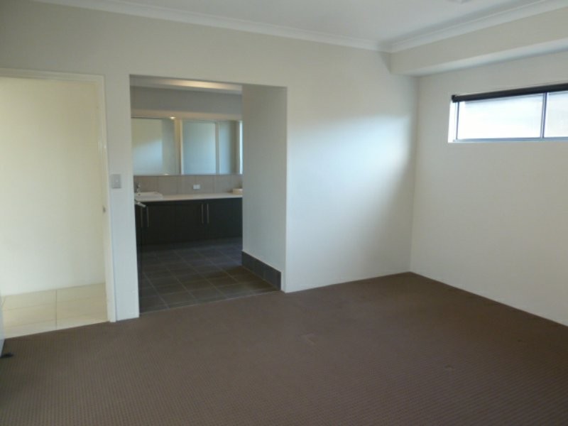 4 Millway Avenue, Southern River WA 6110