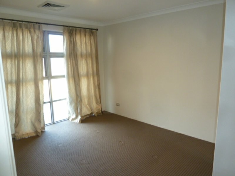 4 Millway Avenue, Southern River WA 6110