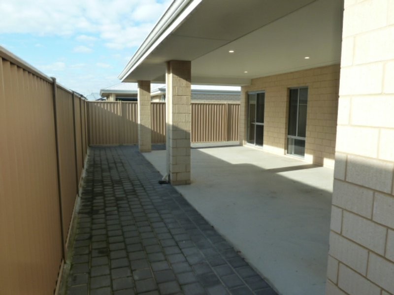 4 Millway Avenue, Southern River WA 6110