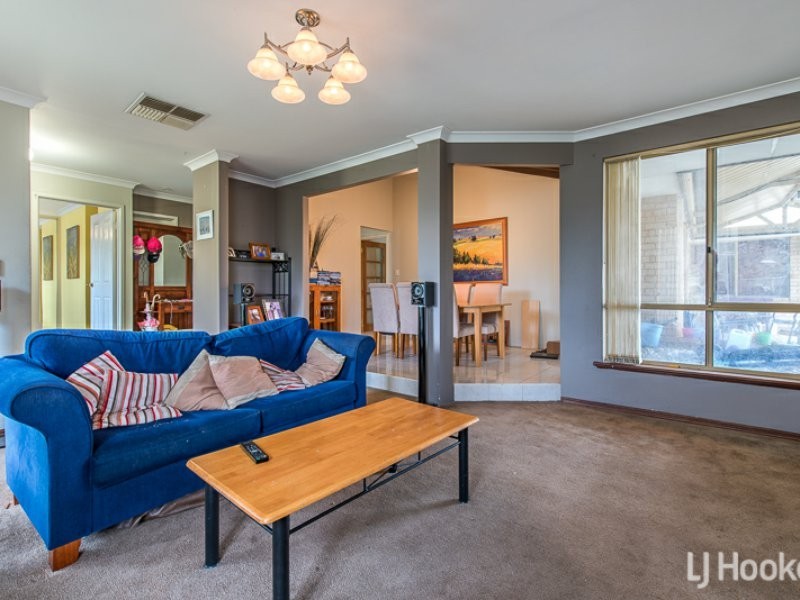 14 Dampier Court, Thornlie WA 6108