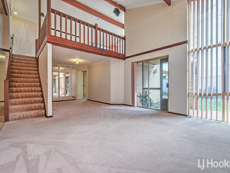 5 Reed Close, Thornlie WA 6108