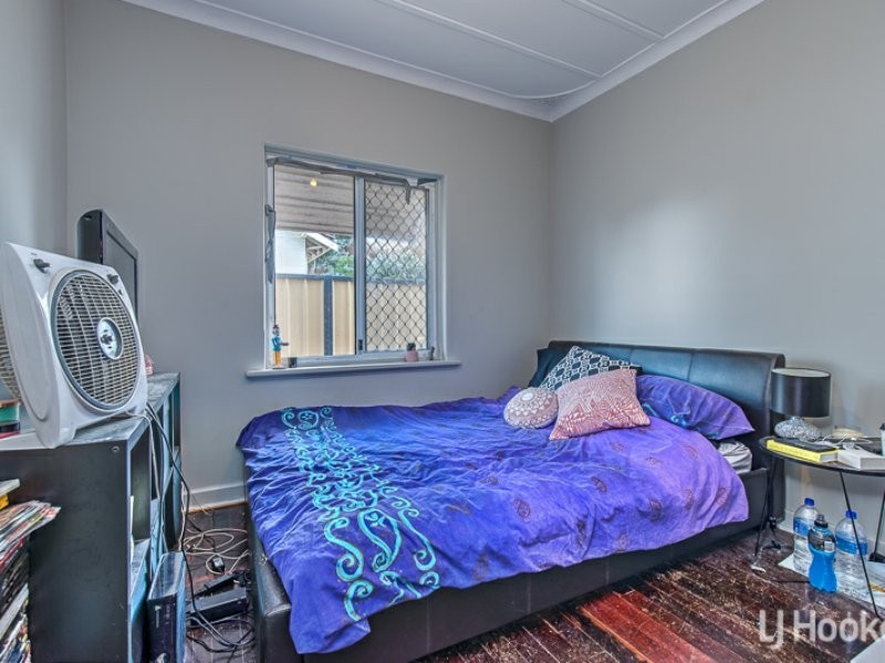 7 Clancy Way, Thornlie WA 6108