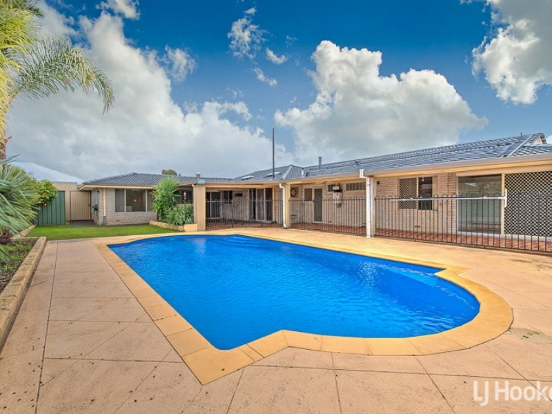 24 Limbee Glade, Huntingdale WA 6110