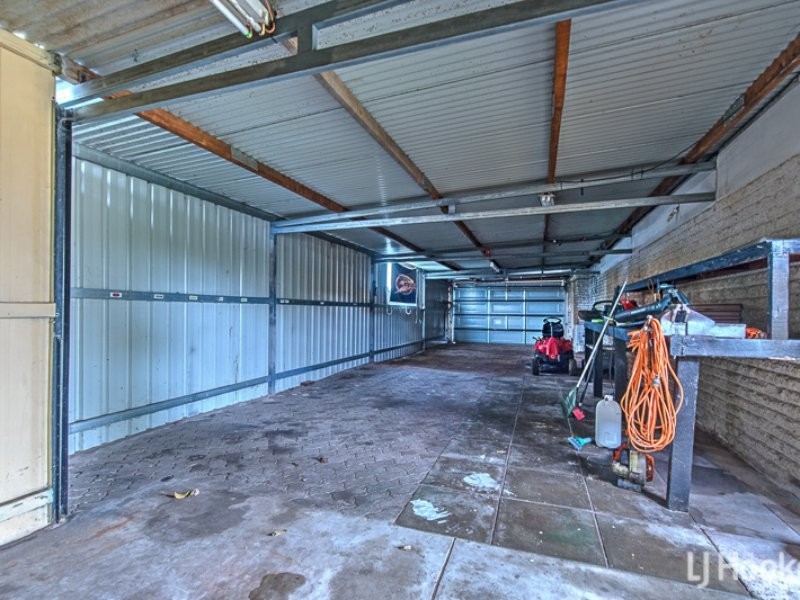 24 Limbee Glade, Huntingdale WA 6110