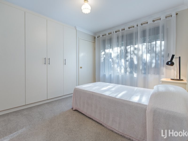 5 Orchid Pass, Thornlie WA 6108