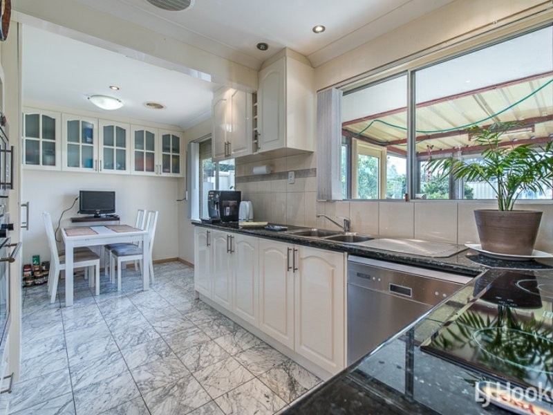 18 Radiata Street, Maddington WA 6109