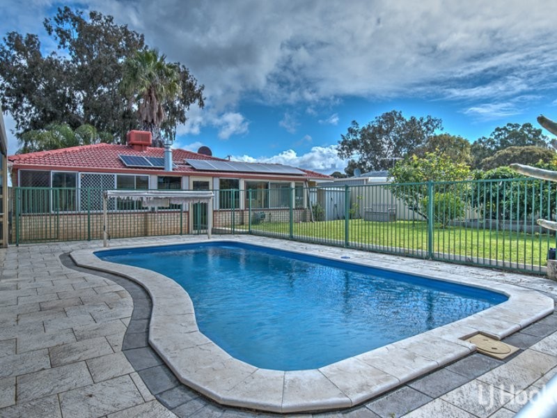 18 Radiata Street, Maddington WA 6109