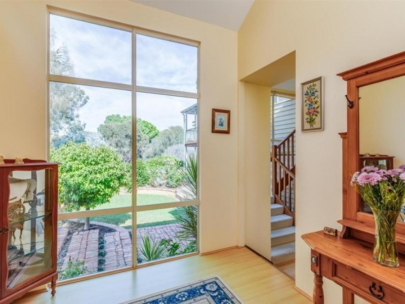 23 Lowannaa Road, Martin WA 6110