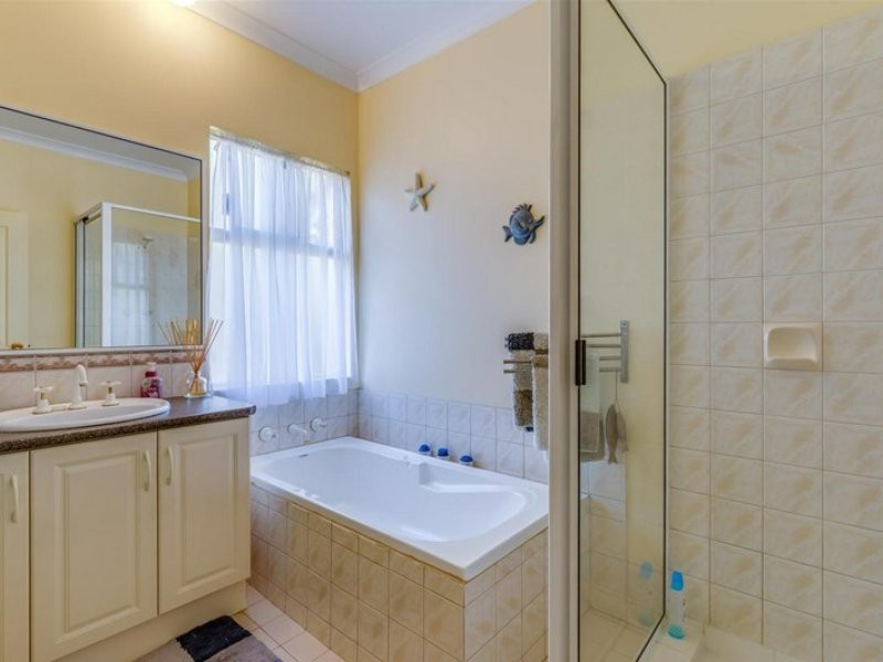 23 Lowannaa Road, Martin WA 6110