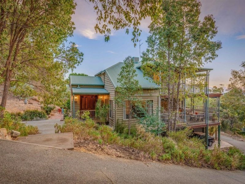 23 Lowannaa Road, Martin WA 6110