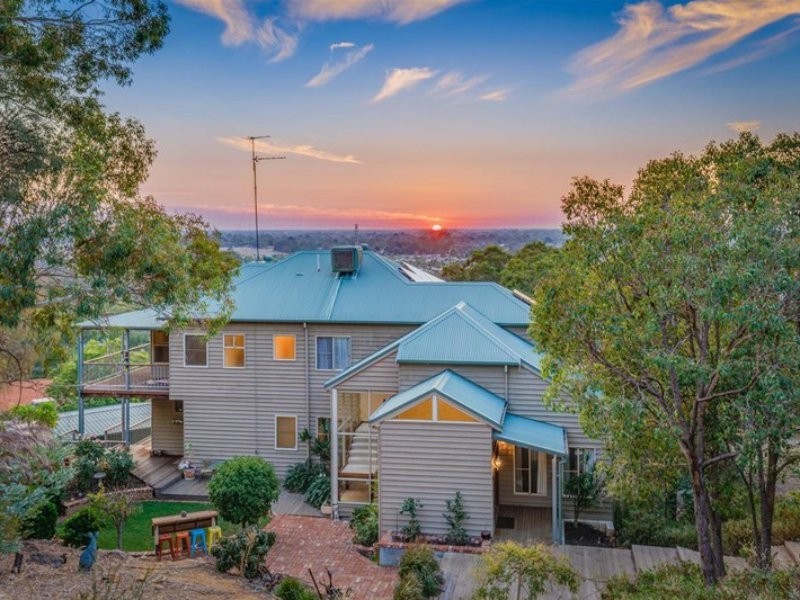 23 Lowannaa Road, Martin WA 6110