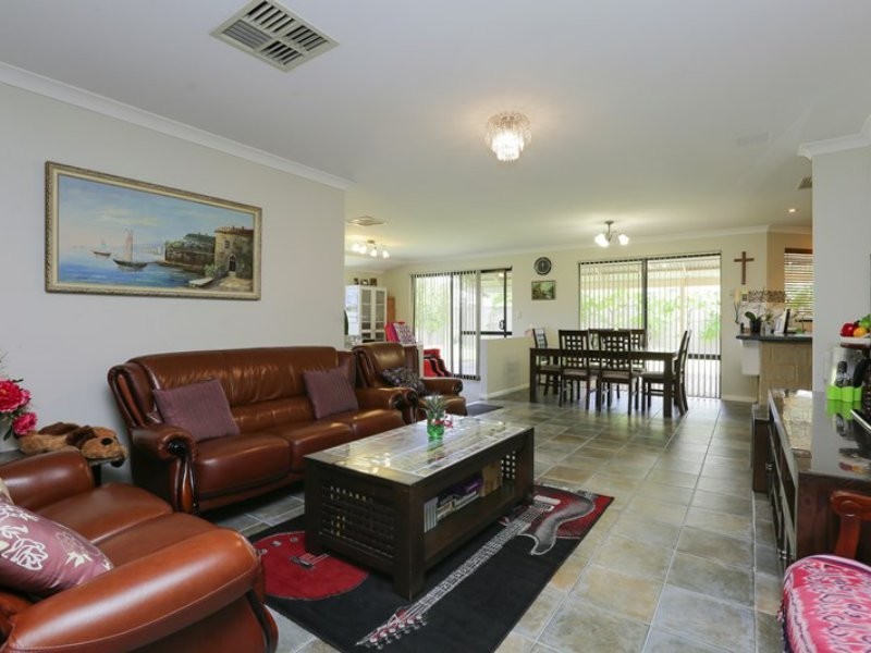 3 Sandleford Grange, Southern River WA 6110