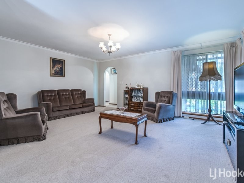 58 Windsor Drive, Gosnells WA 6110