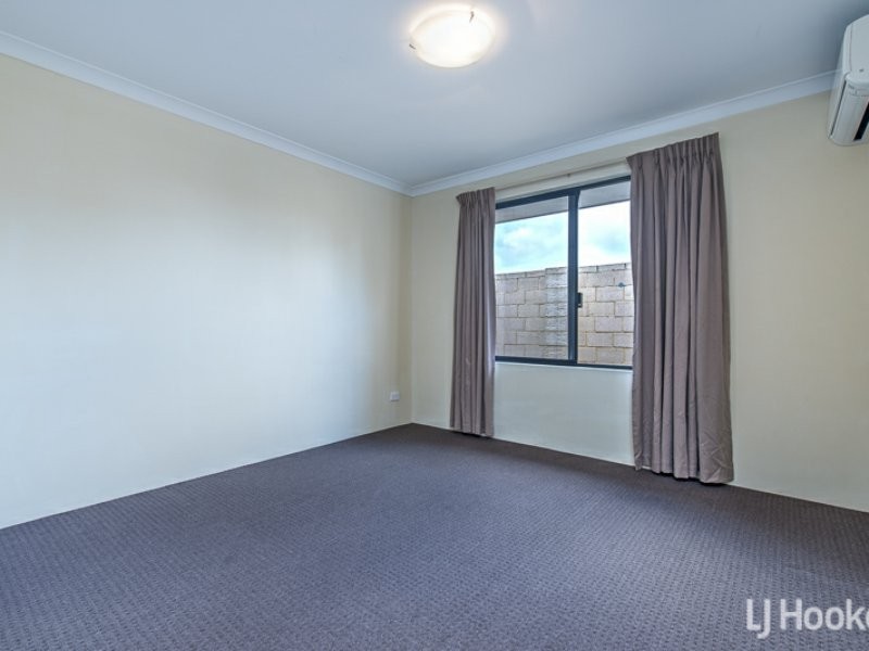 17 Towncentre Drive, Thornlie WA 6108