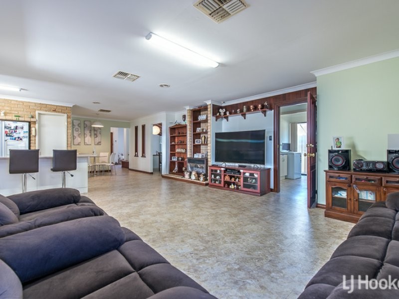 3 Todd Place, Huntingdale WA 6110