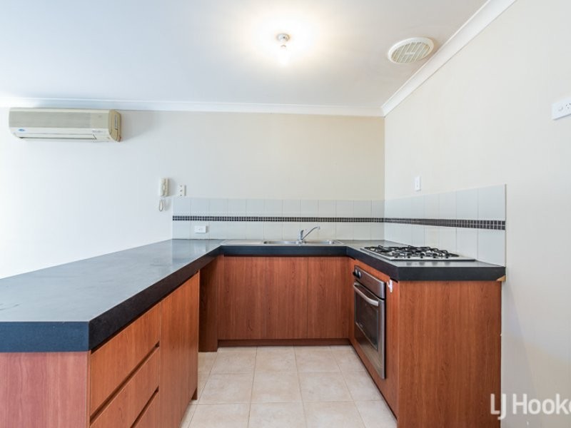 13/151 Sevenoaks Street, Cannington WA 6107