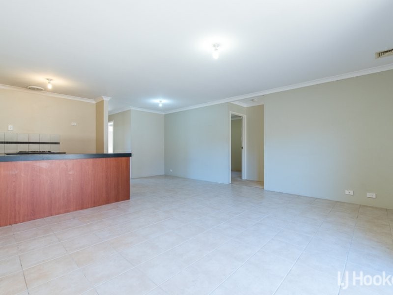 13/151 Sevenoaks Street, Cannington WA 6107