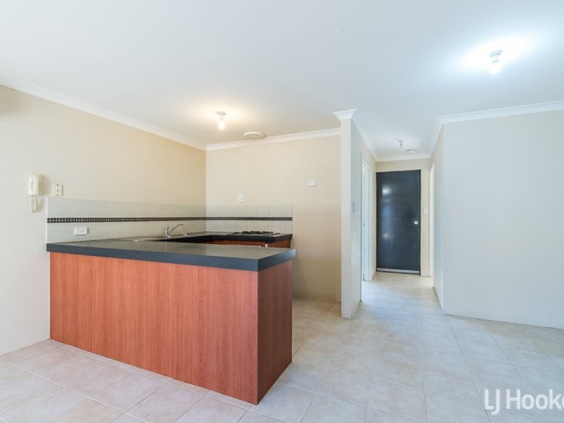 13/151 Sevenoaks Street, Cannington WA 6107