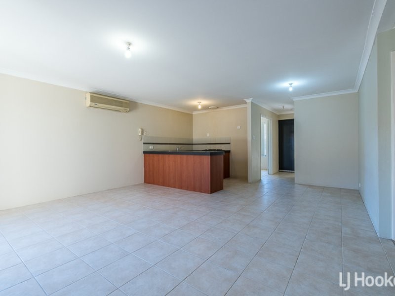 13/151 Sevenoaks Street, Cannington WA 6107