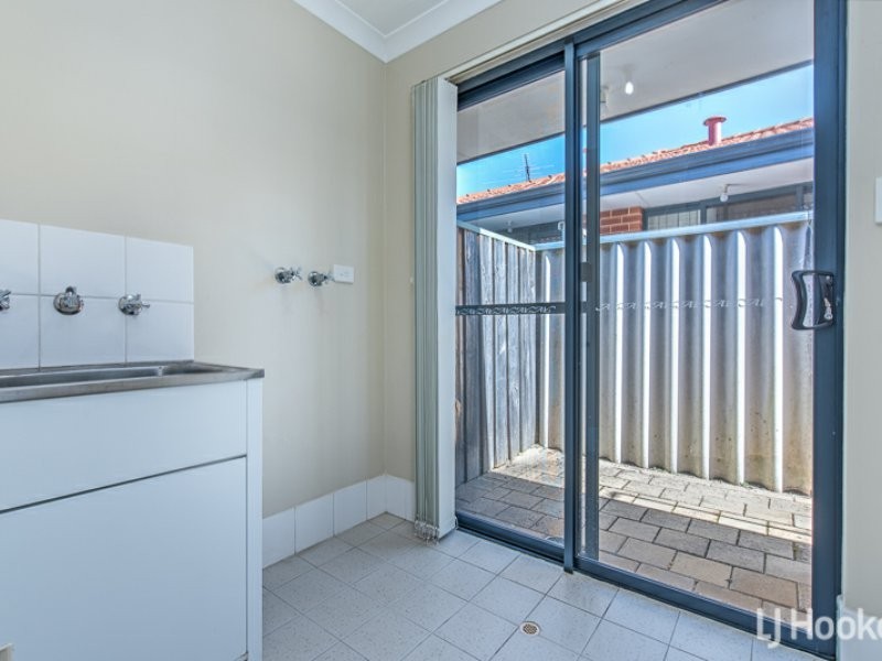 13/151 Sevenoaks Street, Cannington WA 6107