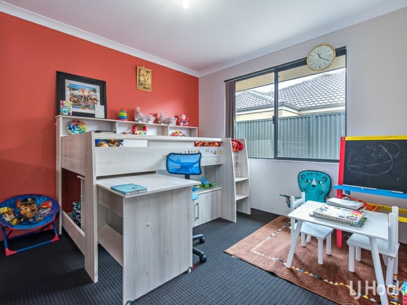 70 Daybreak Loop, Wellard WA 6170