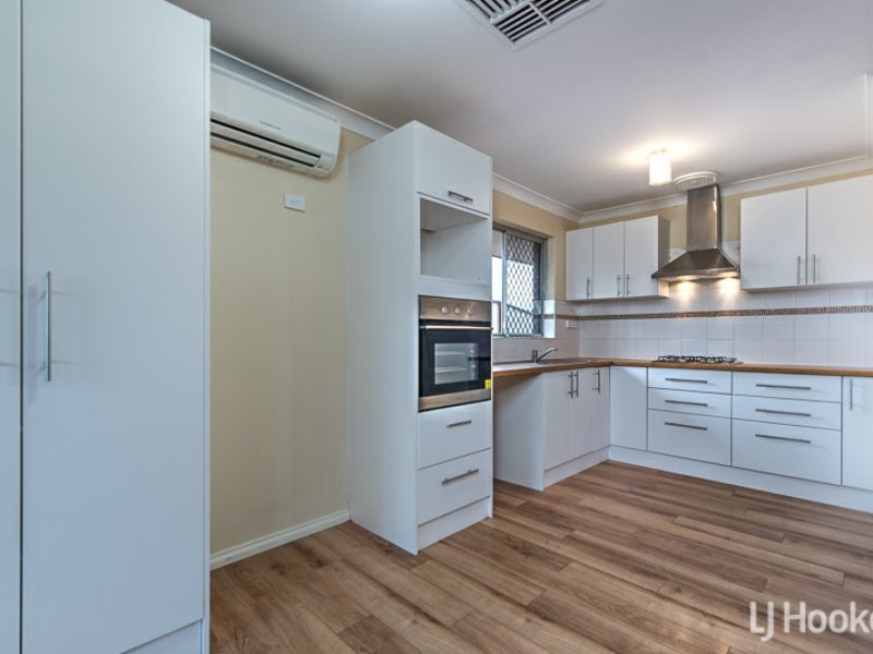 8 Mintern Court, Thornlie WA 6108