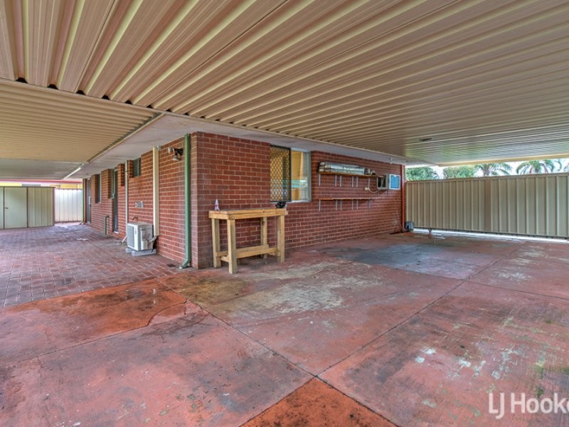 8 Mintern Court, Thornlie WA 6108