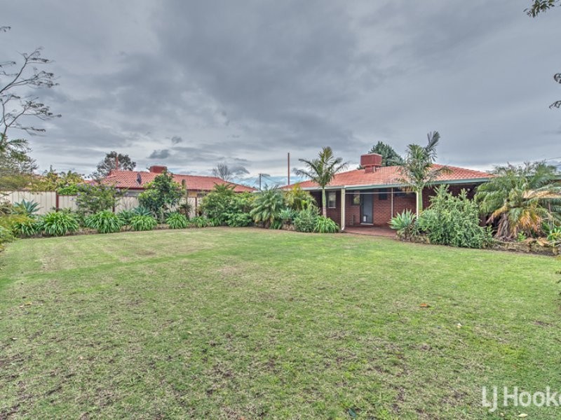 8 Mintern Court, Thornlie WA 6108