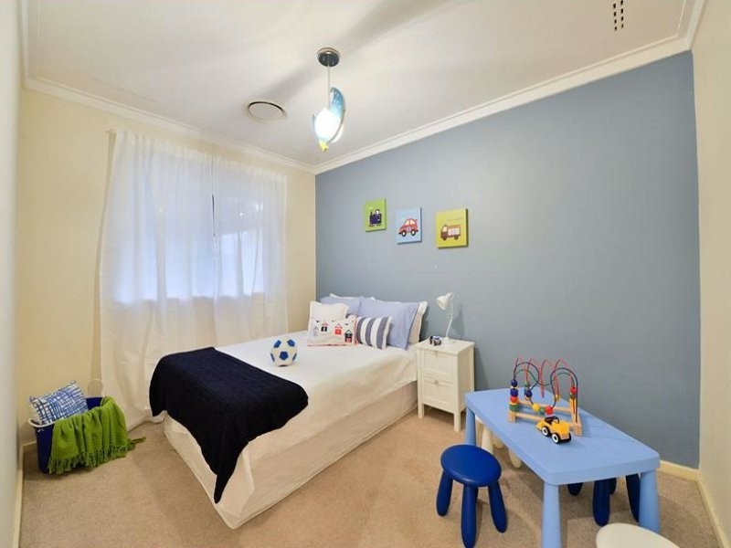 4 Langham Gardens, Wilson WA 6107