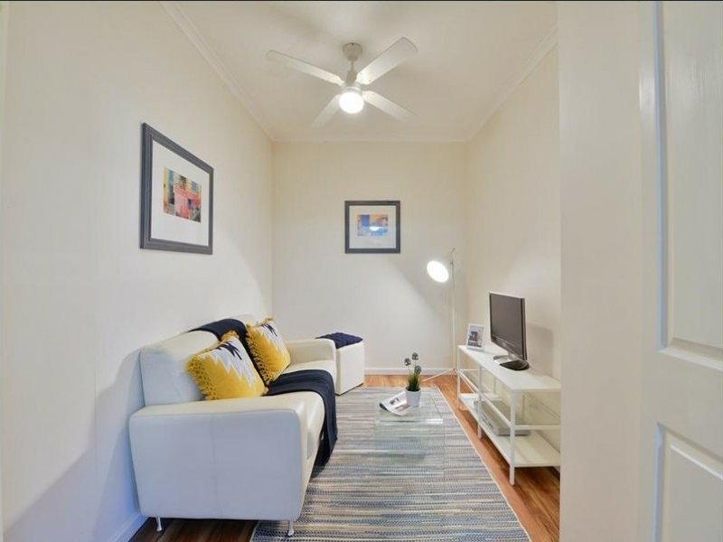 4 Langham Gardens, Wilson WA 6107