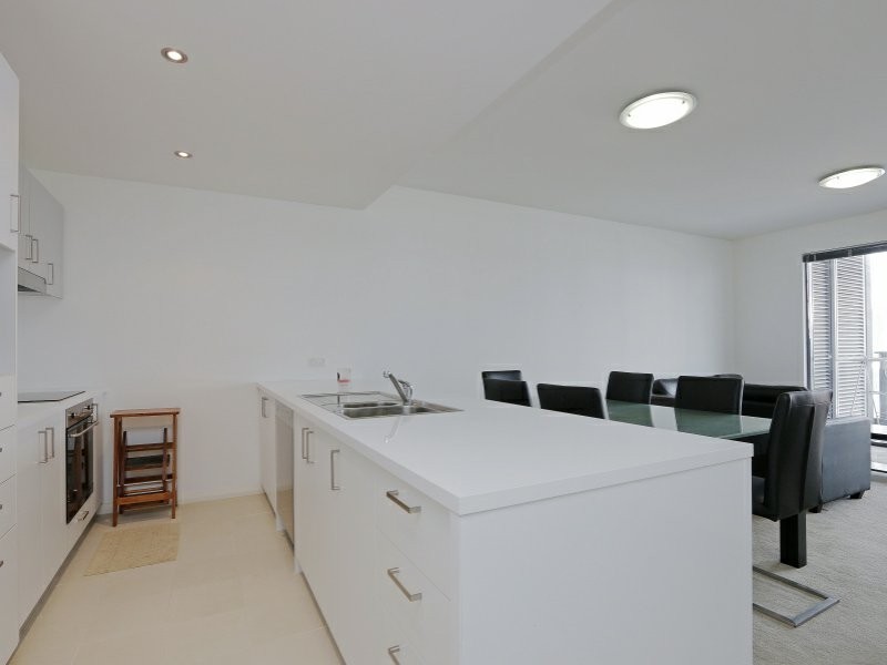 33/1 Stockton Bend, Cockburn Central WA 6164