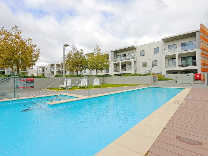 33/1 Stockton Bend, Cockburn Central WA 6164