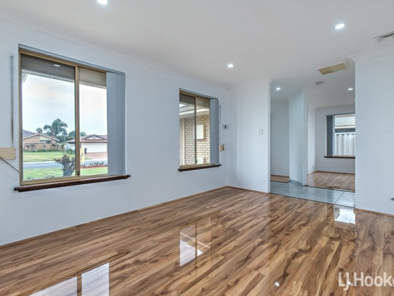 56 Discovery Drive, Thornlie WA 6108
