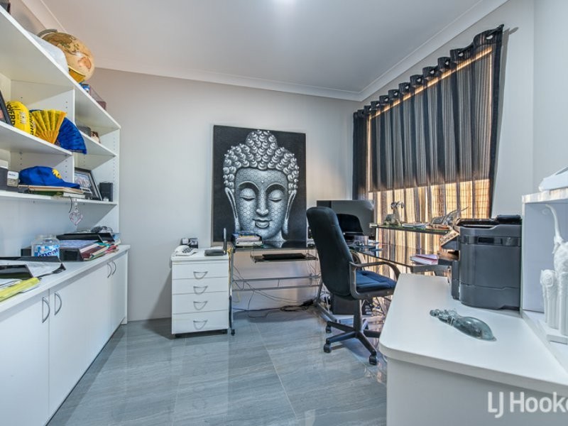 71 Southacre Drive, Canning Vale WA 6155