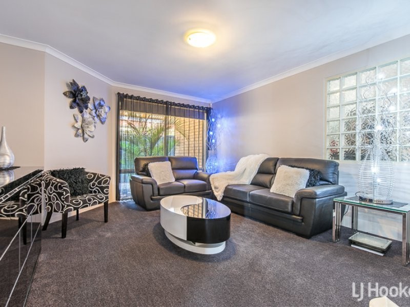71 Southacre Drive, Canning Vale WA 6155