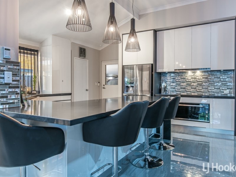 71 Southacre Drive, Canning Vale WA 6155