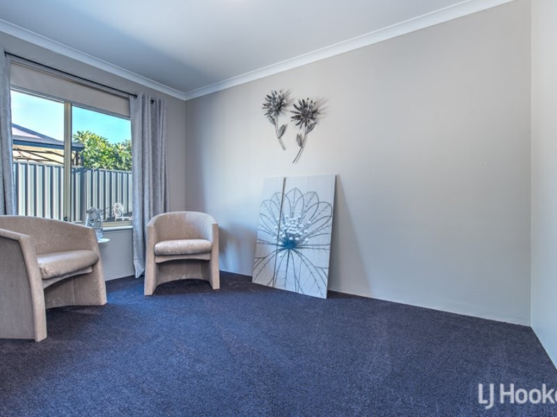 71 Southacre Drive, Canning Vale WA 6155