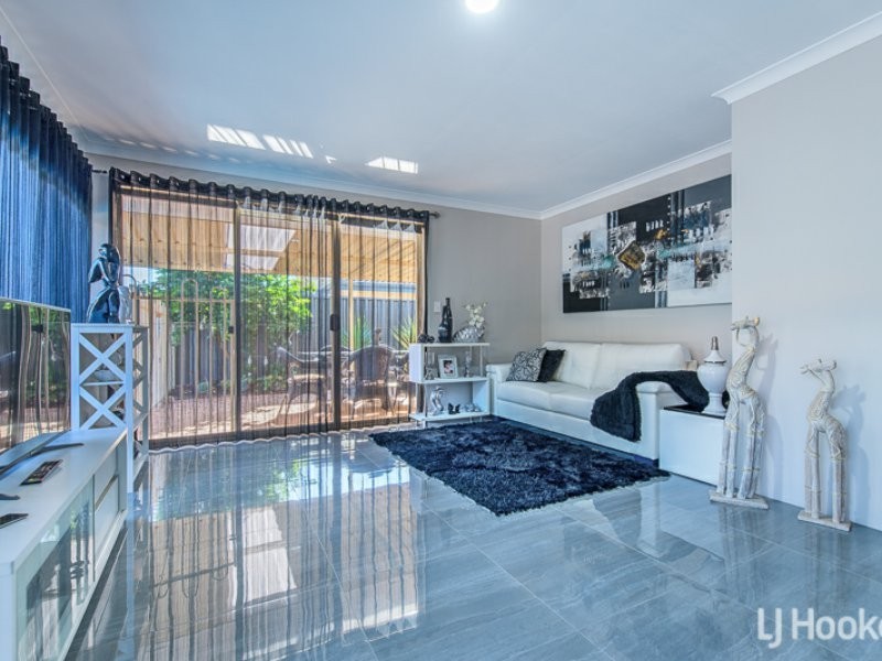 71 Southacre Drive, Canning Vale WA 6155