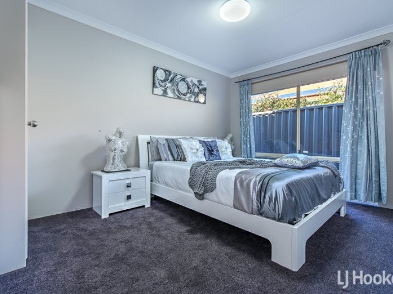 71 Southacre Drive, Canning Vale WA 6155