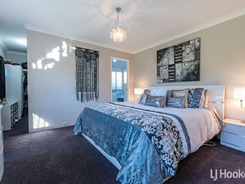 71 Southacre Drive, Canning Vale WA 6155