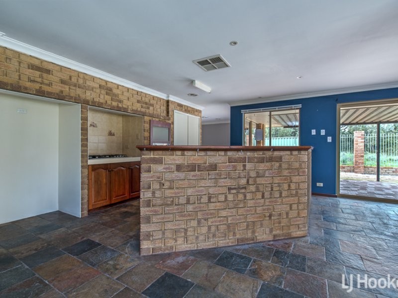 17 Gay Street, Huntingdale WA 6110