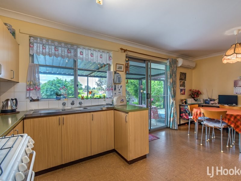 23 Hayden Way, Langford WA 6147