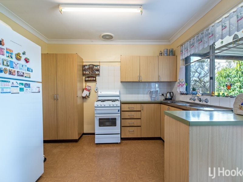 23 Hayden Way, Langford WA 6147