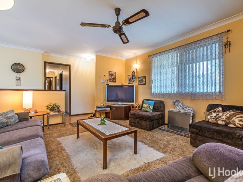 23 Hayden Way, Langford WA 6147