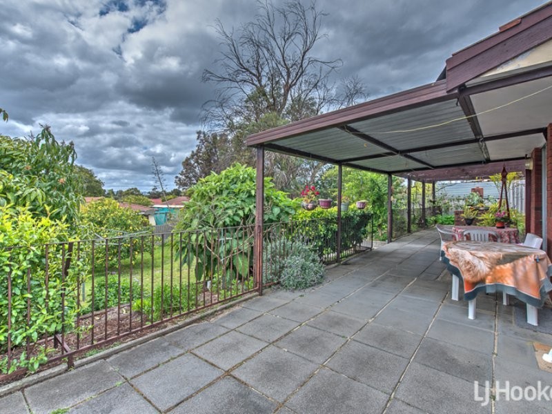 23 Hayden Way, Langford WA 6147